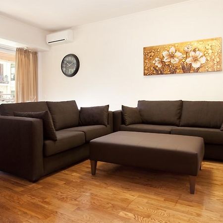 The Loft Hostel Барселона Екстериор снимка