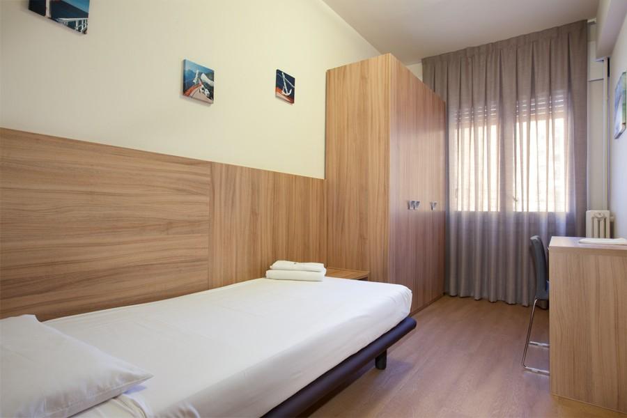 The Loft Hostel Барселона Екстериор снимка
