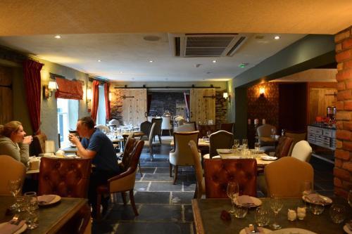 The Loft Hostel Барселона Екстериор снимка